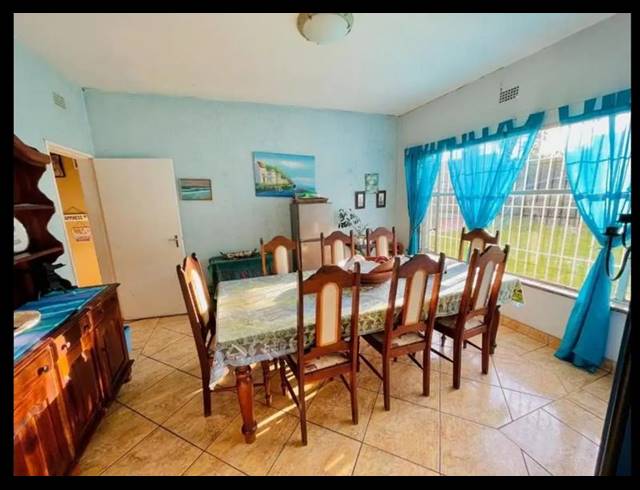 4 BEDROOM HOUSE FOR SALE IN GLENANDA